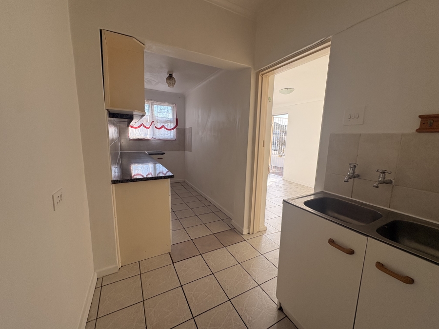 To Let 1 Bedroom Property for Rent in Belthorn Estate Western Cape